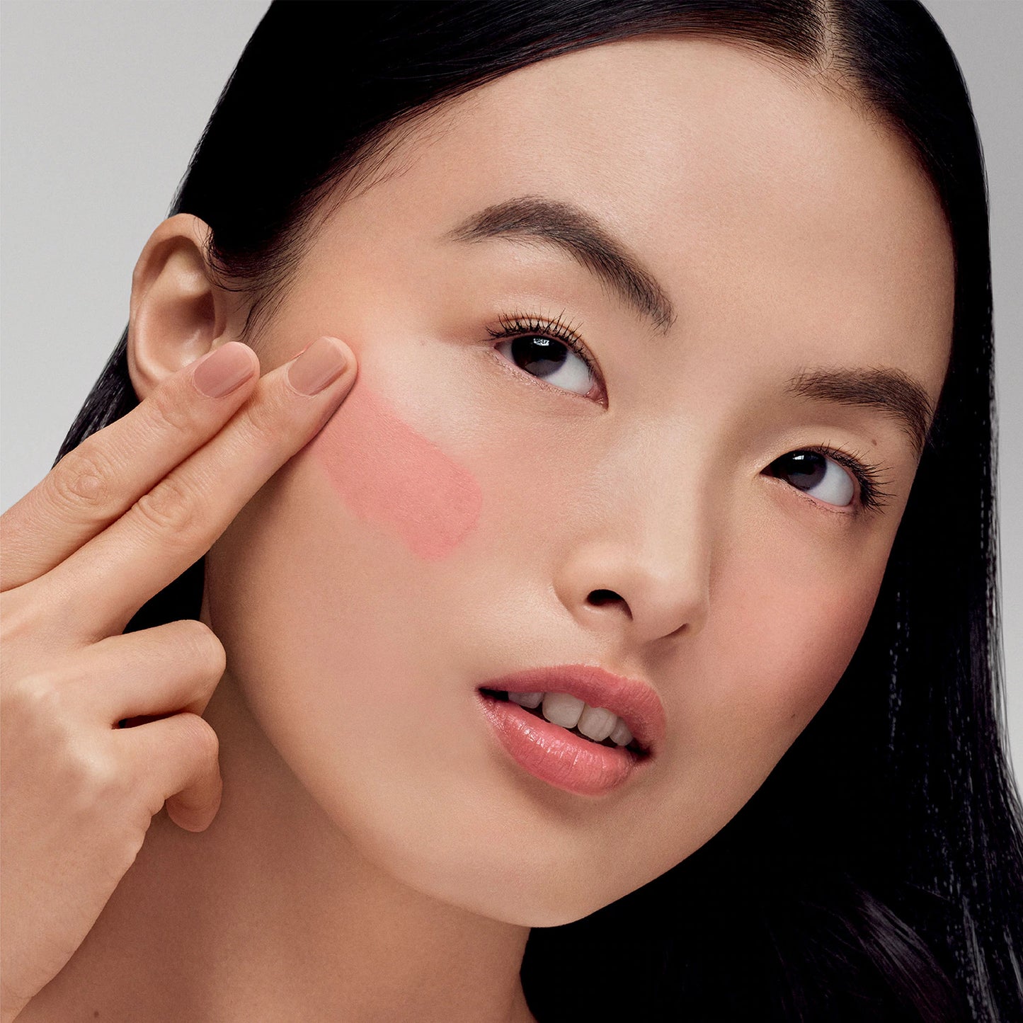 Estee Lauder: Futurist Blushmaker - Blush liquido NO BOX